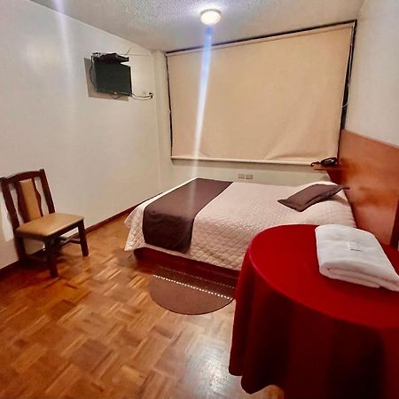 Hotel Bacastell 키토 외부 사진