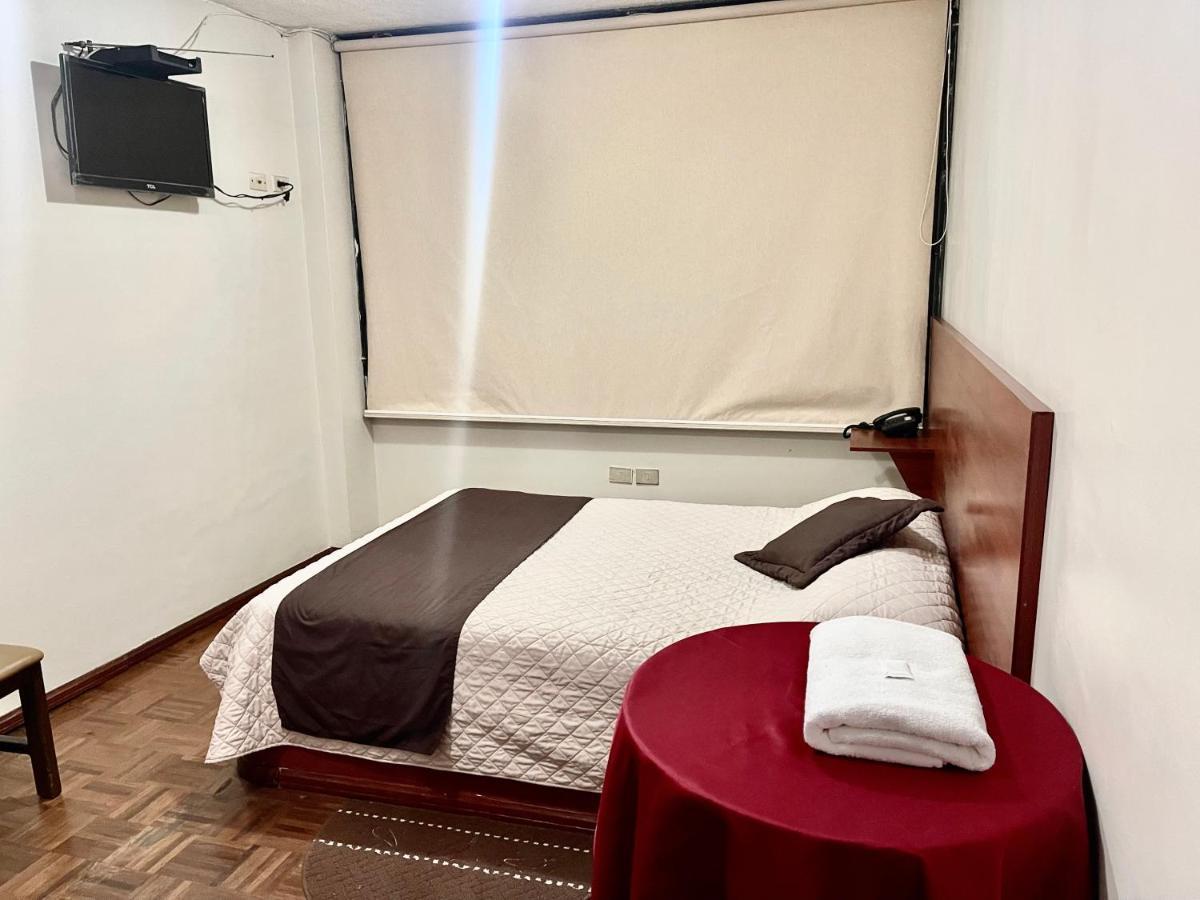 Hotel Bacastell 키토 외부 사진